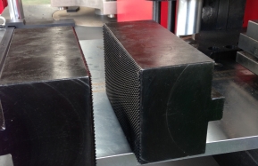 為什么要做好數控母線加工機的保養工作
