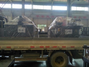 發往海安的數控母線加工機母排加工機裝車發貨啦！