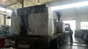 發往遼寧本溪的數控母線沖剪機已裝車完畢，出發！