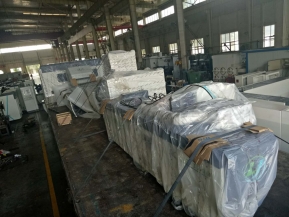 發往河南鄭州的力建2000型數控母線折彎機已出發