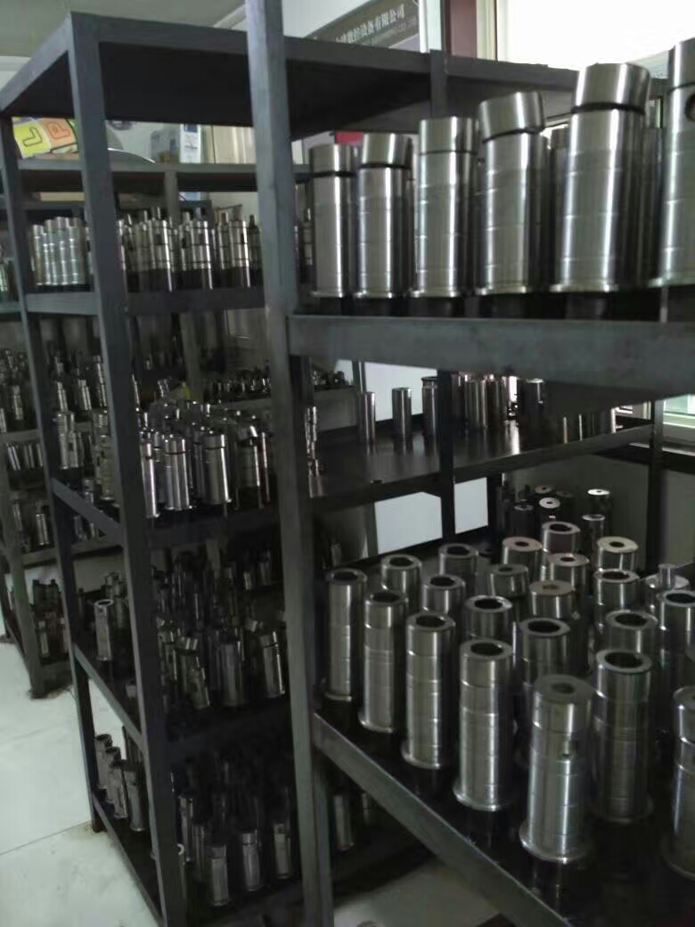 數控母線加工機沖孔模具如何保養—力建數控