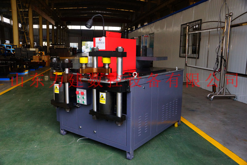 數控母排加工機安全使用注意事項-力建數控