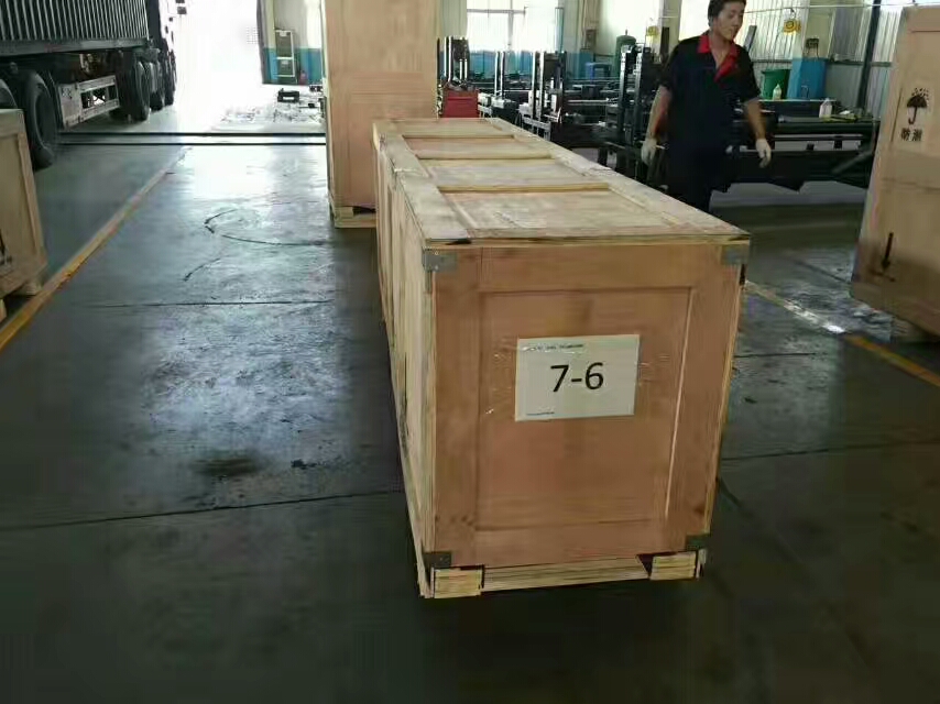 出口老撾巴色市的數控母線沖剪機已準備出發