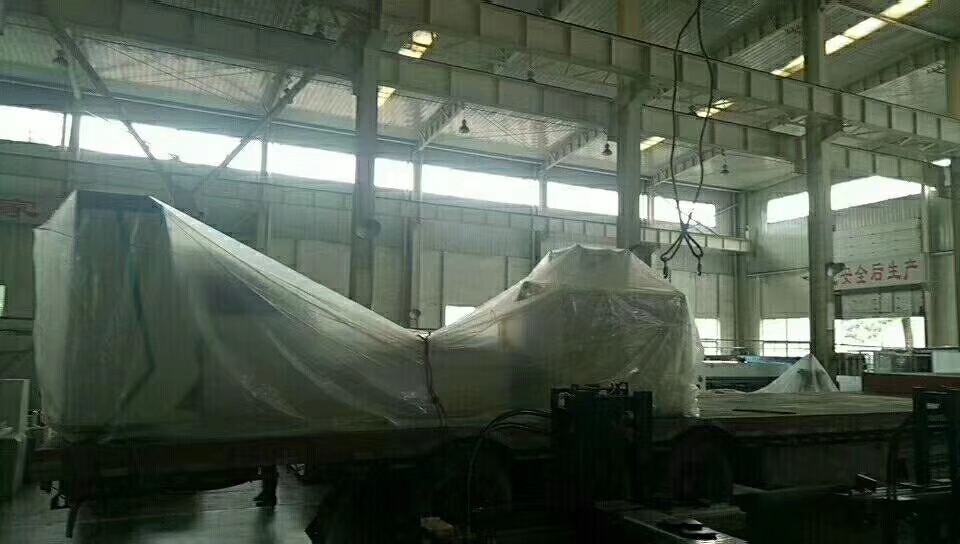 發往陜西咸陽的數控母線沖剪機已裝車完畢準備出發