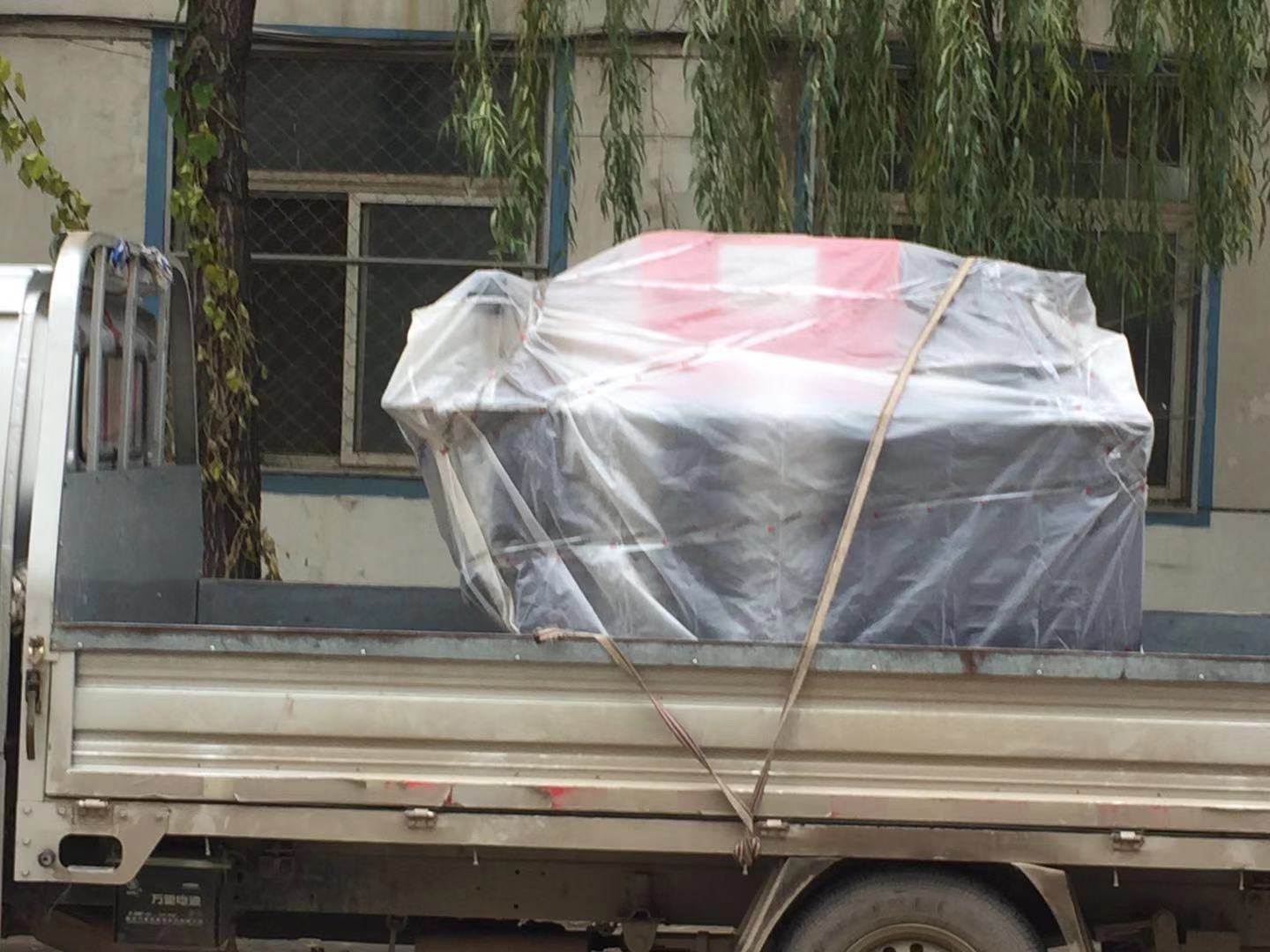 安徽蚌埠市客戶訂購的303E-3-S數控銅排加工機