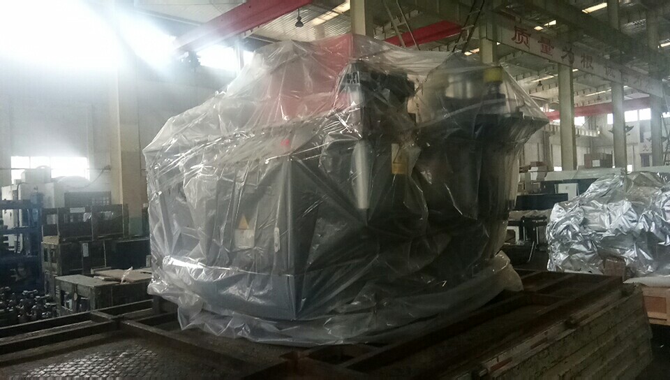 發往濱州的303E-3-S數控母排加工機已裝車發貨