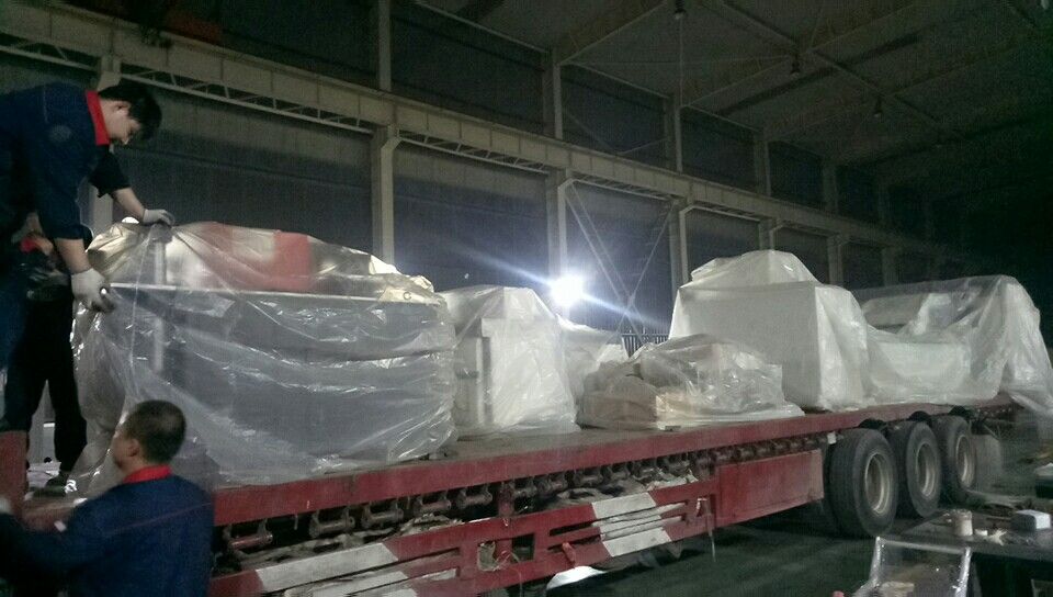 發往黑龍江伊春市的數控銅排加工機昨晚連夜出發了
