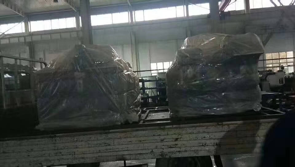 山西太原客戶訂購的兩臺數控母排加工機